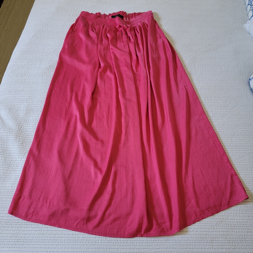Elegant Pink Women's Skirt